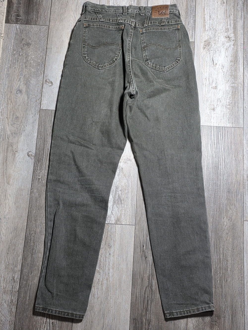 Lee Riveted Women's Vintage '96 High-waisted Tapered Mom Jean Sz 10 UNION MADE